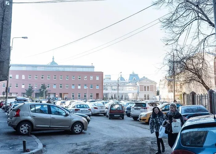 Old Town * Βουκουρέστι